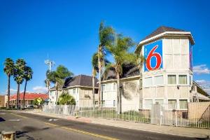 Motel 6-Riverside, CA - South, Riverside