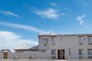 Super 8 by Wyndham Taos, Taos