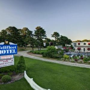 Wellfleet Motel & Lodge