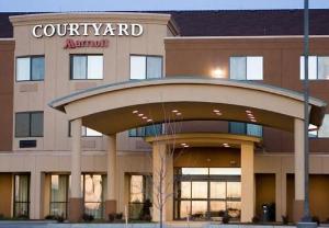 Courtyard Salina, Salina