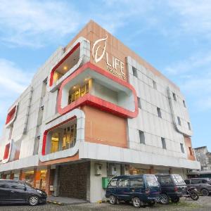 Life Hotel Stasiun Kota Surabaya