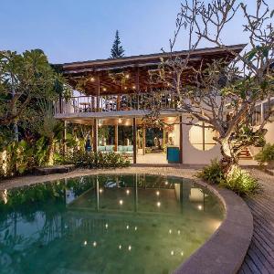 Ecozy Dijiwa Canggu