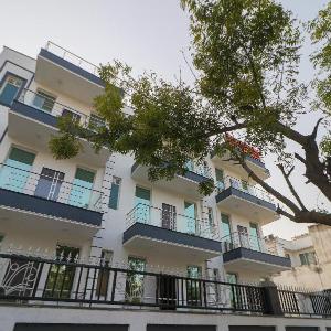OYO Townhouse 933 Hotel Imbue