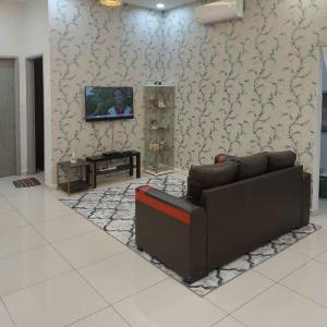 Lovely 3 bedroom apartment l