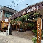 Plern Ping Cafe & Hotel