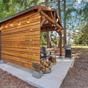 Eco Friendly Tiny Container Home Retreat