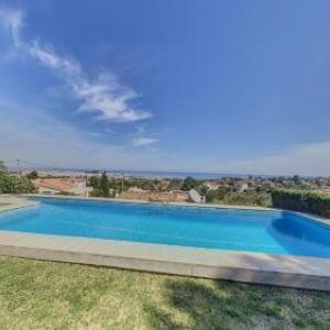 Villa con Vistas al Mar