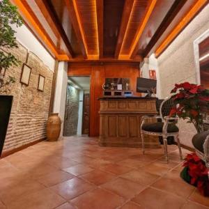 Hotel Catalina Suites