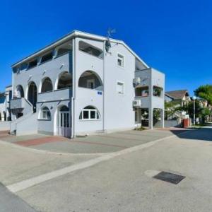 Apartments with parking space Sabunike Zadar - 19430