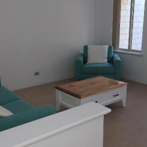 The Roses - 3 bedroom 2 bathroom home for rent.