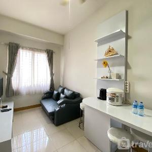 Cozy 2BR Pinewood Apartment Jatinangor By Travelio