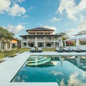 The Backyard Bingin - Private Mansion overlooking Bingin Beach with Cook Ideal for Private Events and Weddings
