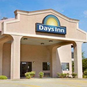 Days Inn by Wyndham Kennesaw