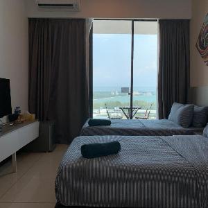 PD D'Wharf Residence Seaview Suite - Up to 3 Pax