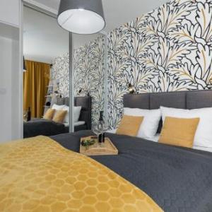 Dziwnow Luxurious Apartment No1 by the River by Renters Prestige