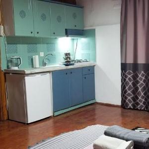 Room202 Central+AirCon+balcony+Iconic StoneHouse