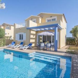 Villas Amarillas by Escape Home