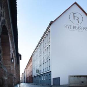 Five Reasons Hostel & Hotel