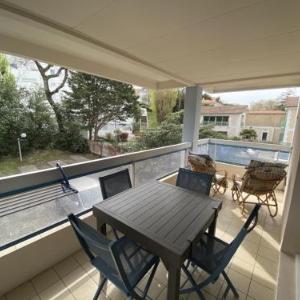 Appartement à Arcachon: Plages et commerces à pied balcon parking 4 couchages - FR-1-474-193