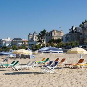 Royan - APPARTEMENT au COEUR du CENTRE-VILLE - PLAGE à SEULEMENT 200m