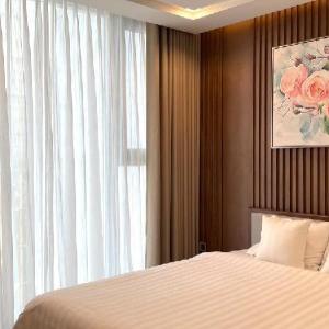 Luxury ApartmentVinhomes MetropolisNanaHousing