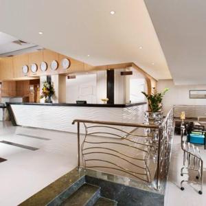 Al Olaya Suites Hotel