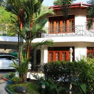 Kandy Bliss Lounge