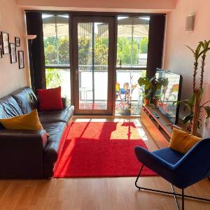 Sheffield City Centre Apartment & Balcony