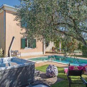 Holiday home Strada Contesa 23 with Outdoor Swimmingpool