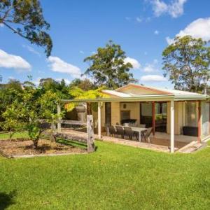 Callala Calm Pet Friendly 5 Mins Walk to Beach