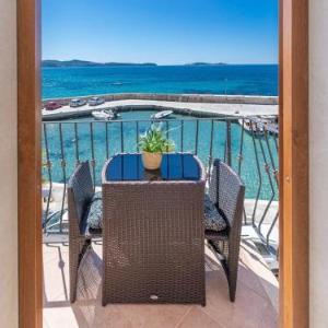 Villa Ana Apartments