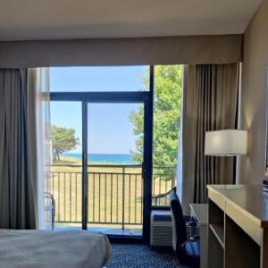 Illinois Beach Hotel