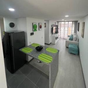Apartaestudio amoblado Edificio Avanzzare T1-501