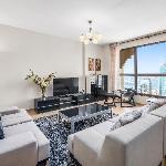 Lovely 2-bed condo 5 mins from beach | Palm View!