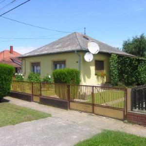 Holiday home Balatonlelle/Balaton 19060