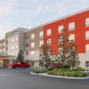 Holiday Inn Express & Suites Tampa East - Ybor City By IHG