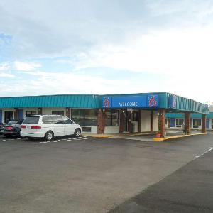 Motel 6 Columbus MS
