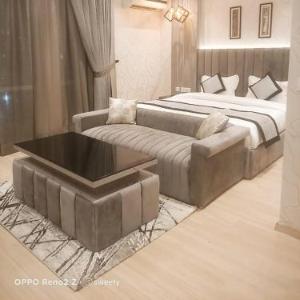 The Origin Suites opp Hyatt Regency