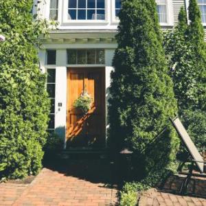 Newburyport Hotels Deals At The 1 Hotel In Ma Comp Rose Inn