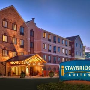 Staybridge Suites Omaha 80th And Dodge