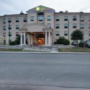 Hotels near Del Rio Civic Center - Holiday Inn Express Del Rio