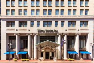 Hilton Garden Inn Indianapolis Downtown hotel near Indiana Convention Center & Lucas Oil Stadium