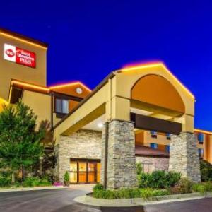 Best Western Plus Woodland Hills Hotel & Suites