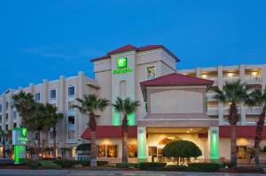 Holiday Inn Hotel & Suites Daytona Beach On The Ocean, an IHG Hotel, Daytona Beach
