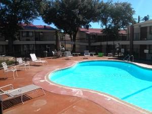 Super 8 by Wyndham Kerrville TX, Kerrville