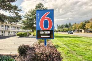 Motel 6-Everett, WA - North, Everett