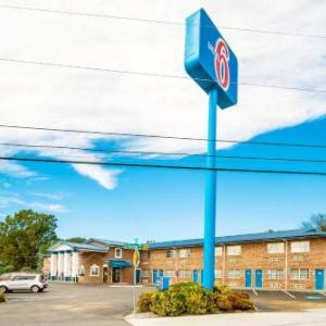 Motel 6-East Ridge TN