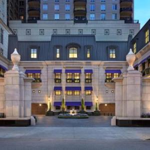 Germania Place Hotels - Waldorf Astoria By Hilton Chicago