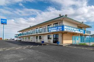 Rodeway Inn, Hays
