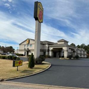 Sam's Town Tunica Hotels - Super 8 by Wyndham Hernando